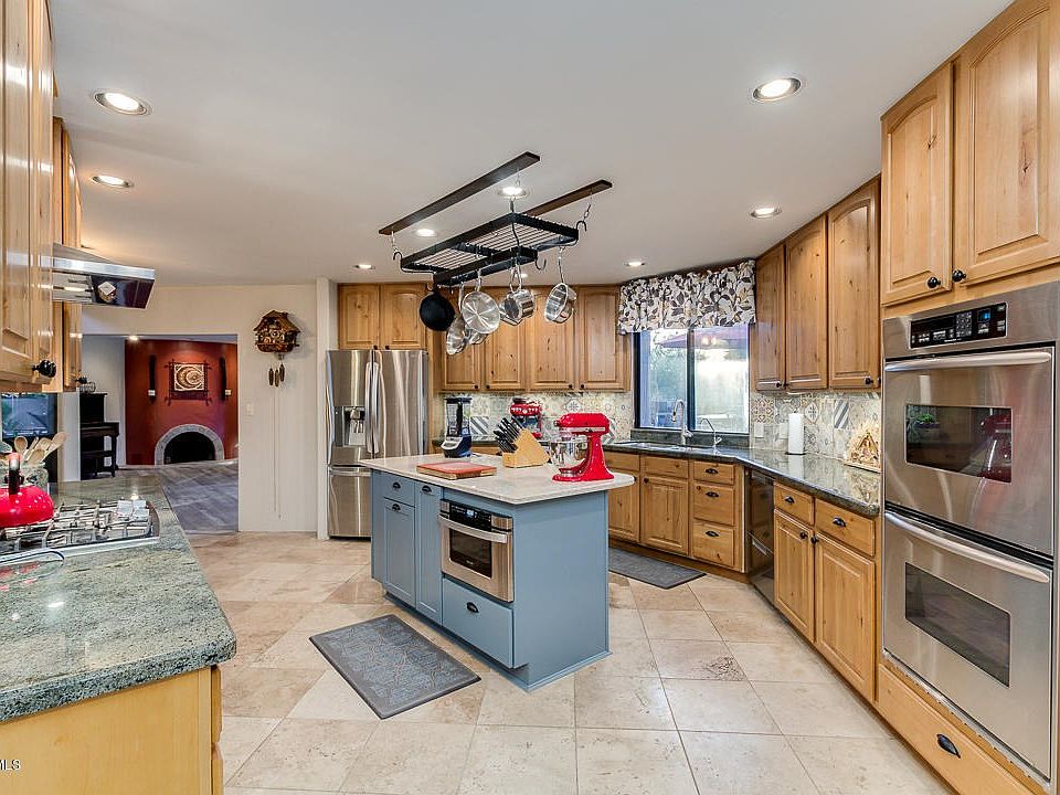 1st image of 27250 N 70th Pl