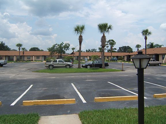 5th image of 2224 Barbados Ct