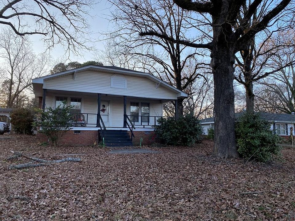 1st image of 209 N Pontotoc Rd