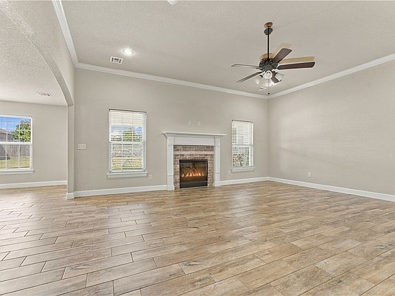3rd image of 4204 SW Slate Ln