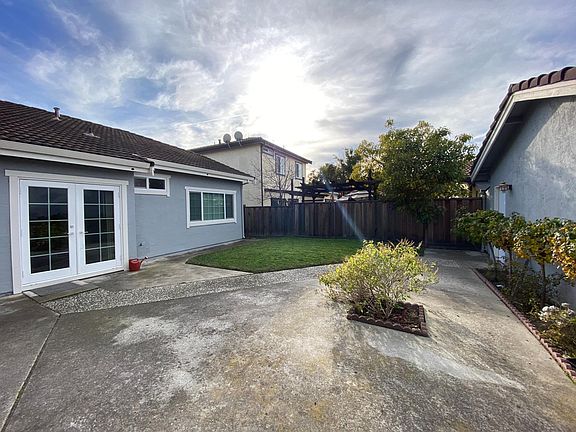 5th image of 4741 Paseo Padre Pkwy