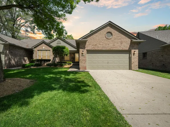 4407 Thornwood Ct, Warren, MI 48092