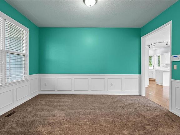 4th image of 12717 Eby St