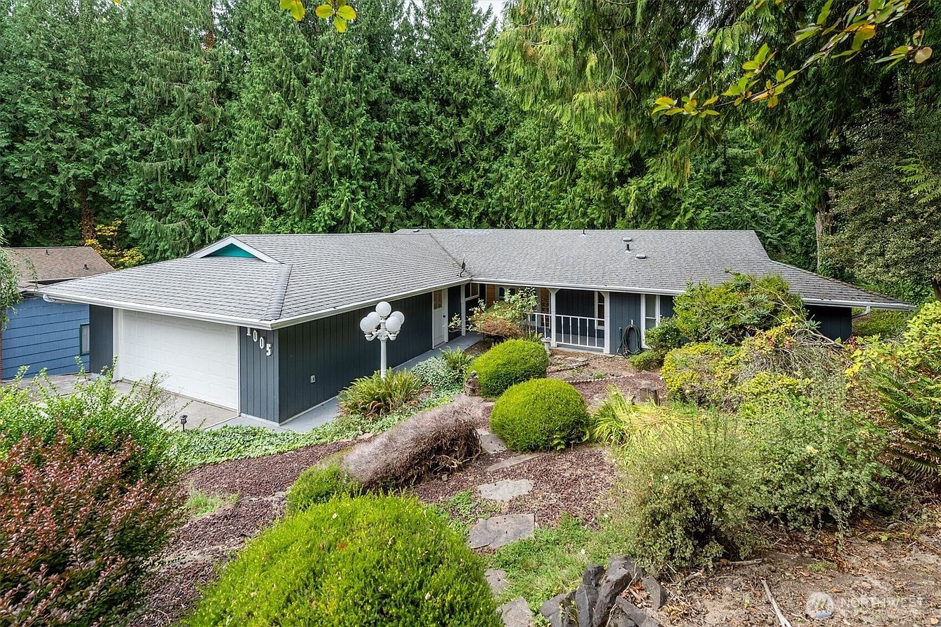 1st image of 1005 N 22nd Avenue