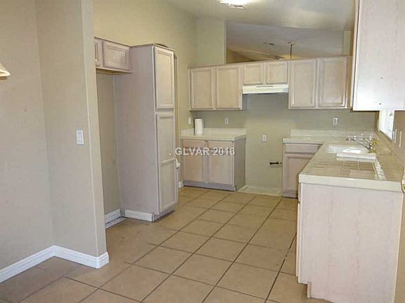 3rd image of 1985 Antelope Hill Ct