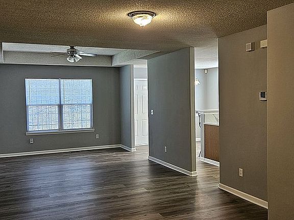 3915 Highland Ave.