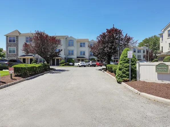 1625 Paterson Plank Rd, Secaucus, NJ 07094