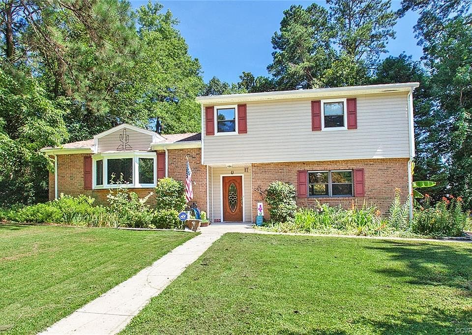 1st image of 102 Kathryn Ct