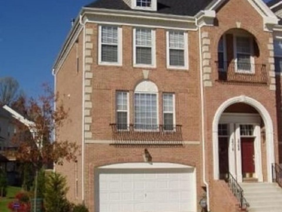 1st image of 231 Galewood Dr