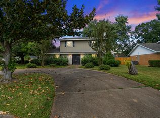 1502 Suburbia Dr, Shreveport, LA 71105