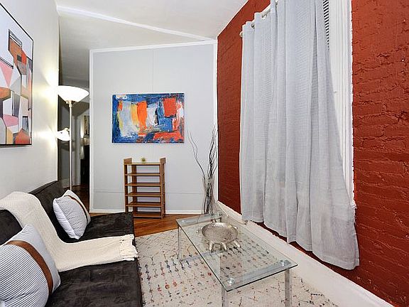 4th image of 440 W 45th St APT 3E