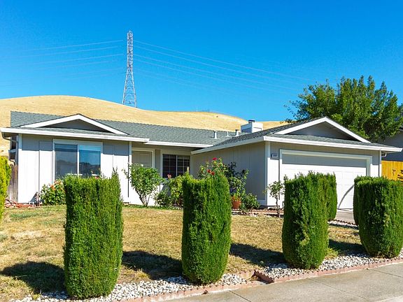 2nd image of 2247 Jacqueline Dr
