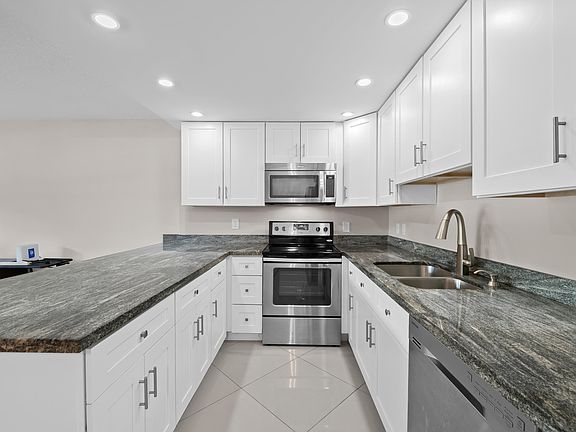 5th image of 2503 Antigua Terrace #E1