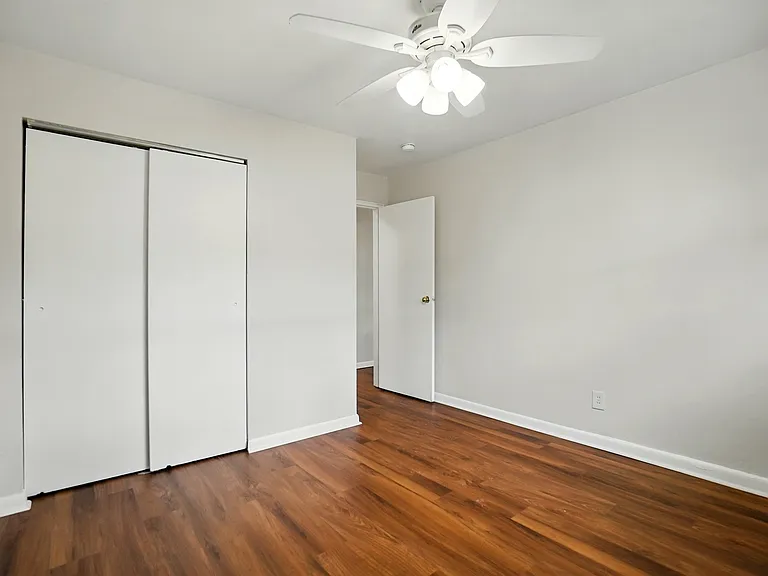 7839 Newbedford Ave #4 — Photo 21