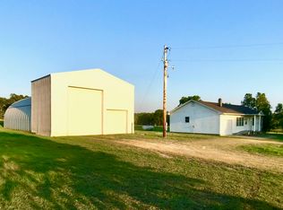 3335 S 951st Rd #D, El Dorado Springs, MO 64744