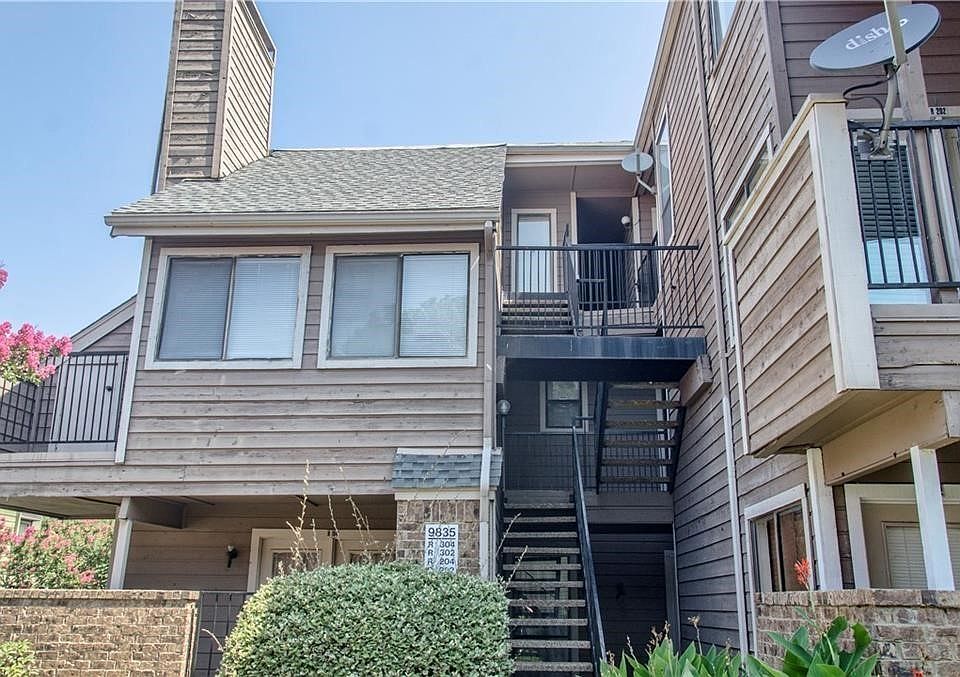 1st image of 9835 Walnut St #202