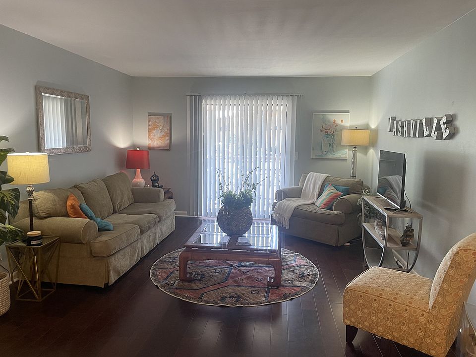 1st image of 555 N Dupont Ave #D-94