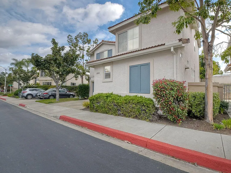 11533 Compass Point Dr N #1 — Photo 3