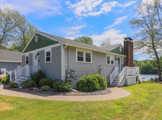 23 Escumbuit Rd, Derry, NH 03038