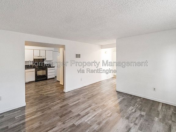 4th image of 1631 E Rowan Ave
