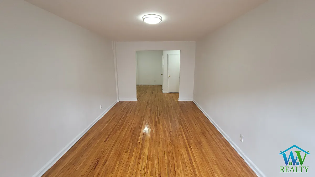 Building Photo - 150 W End Ave #D1