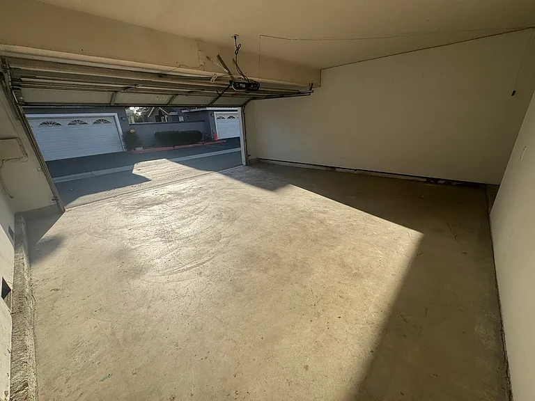 2901 Snow Creek Ln — Photo 35