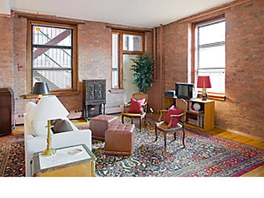Sold by Thomas & Ingram Real Estate, Ltd. | media 2