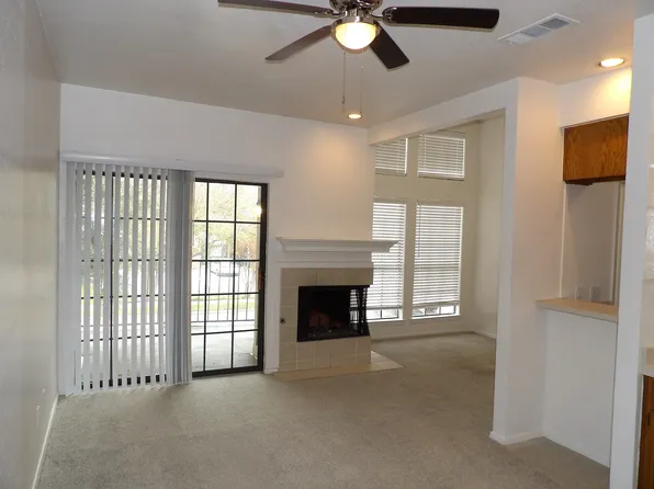 3909 Rawlins St APT 101, Dallas, TX 75219