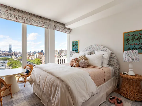 50 Bridge Park Drive image 23 of 28