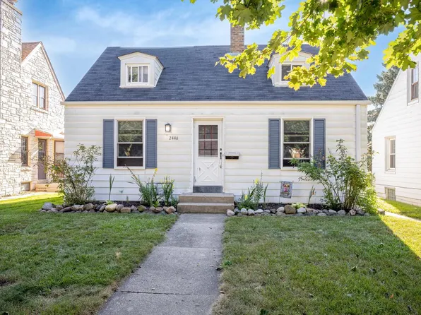 2446 South 59th STREET, West Allis, WI 53219