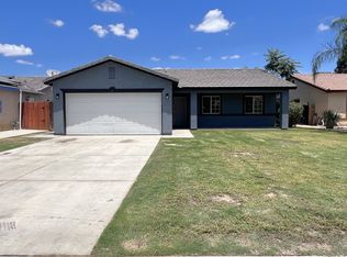 1408 Interlaken Dr, Bakersfield, CA 93307