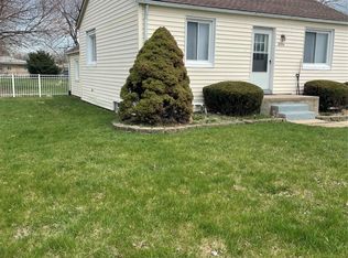 18391 Masonic Blvd, Fraser, MI