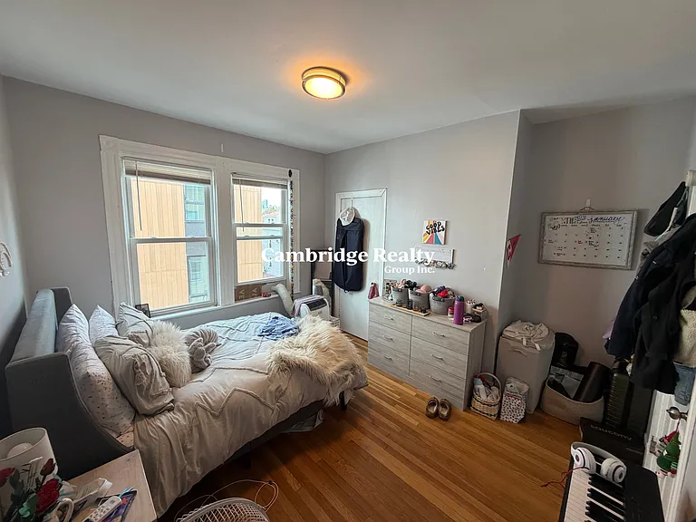 9-11 Houghton St #3 — Photo 9