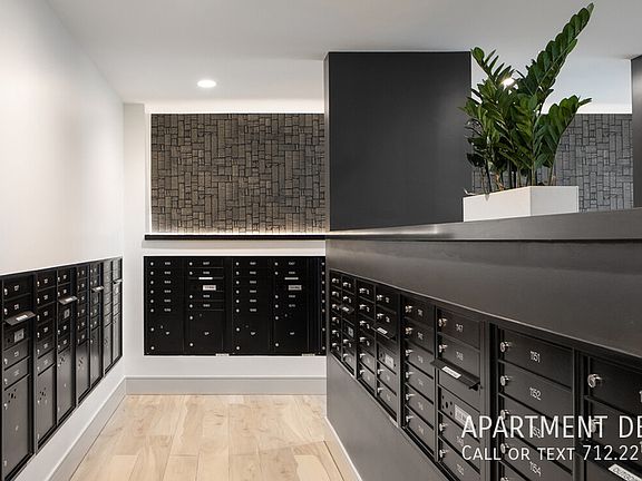 5th image of 4617 Montrose Blvd #336