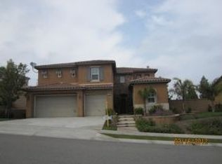 7856 Sanctuary Dr, Corona, CA 92883