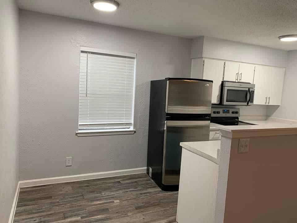 1st image of 4600 Miller Ave #263