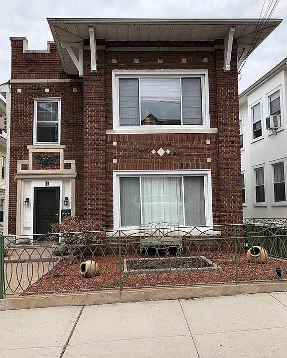 1st image of 39 Franklin Ave