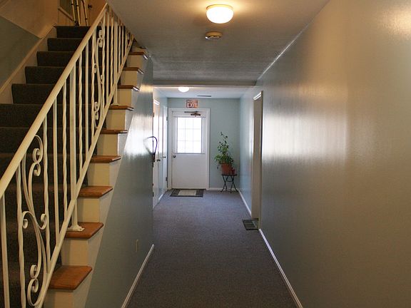 3rd image of 1603 S Main St APT G