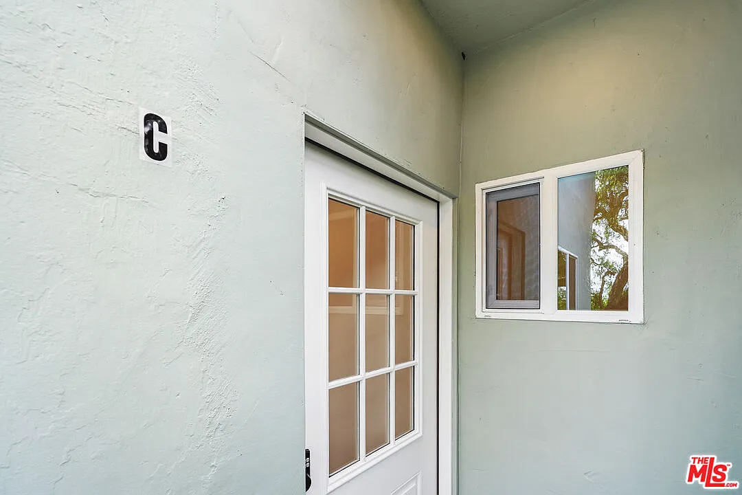 1 bed, 1.0 bath, 500 sqft, $3,499 — Photo 3