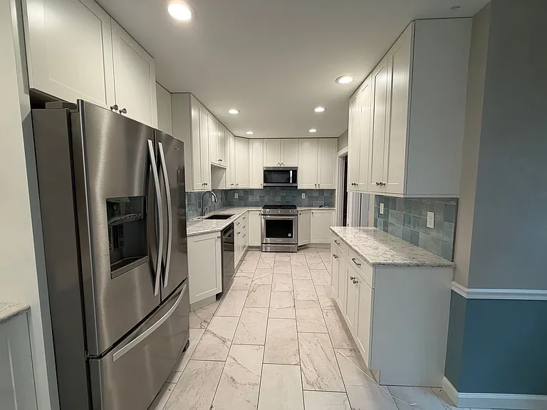 421 Cannonbury Dr — Photo 10