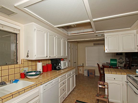 5th image of 5068 E Floradora Ave