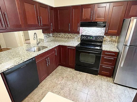 3rd image of 5396 Harbor Court Dr