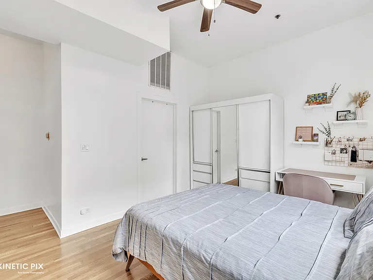 1 S Leavitt St #210 — Photo 8