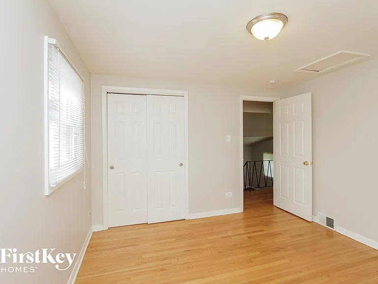 3729 W 121st Pl — Photo 12