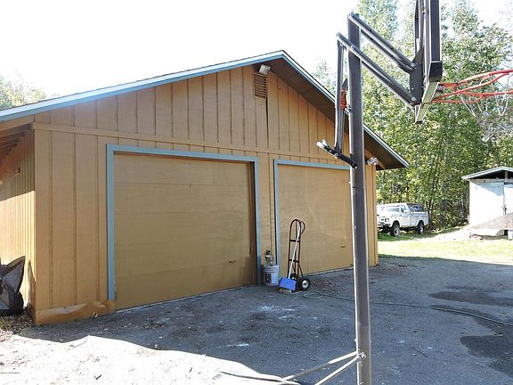 2nd image of 17842 Hillcrest Dr