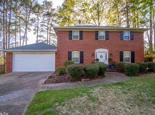 8 Bjorn Borg Ct, Little Rock, AR 72210