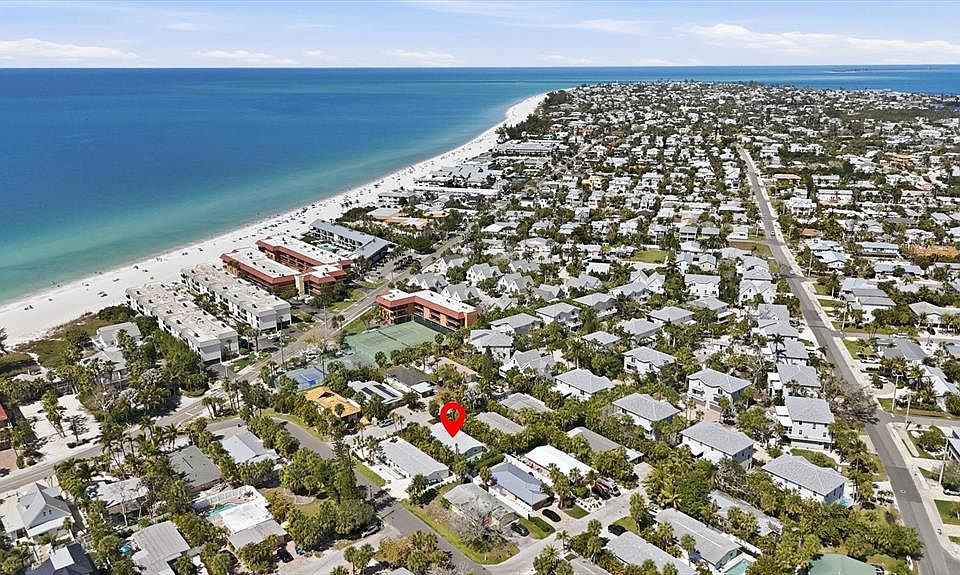 1st image of 5803 DE PALMAS AVENUE