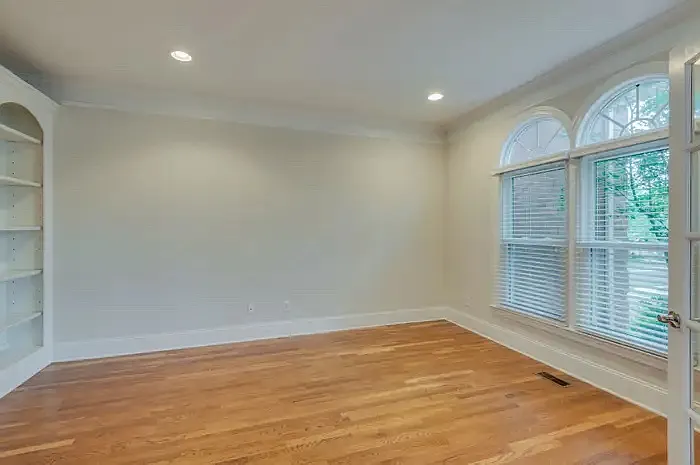 101 Tiffany Ct — Photo 7