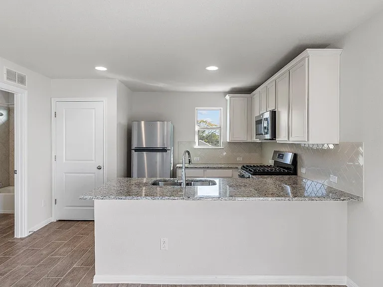 1725 Lakota Ln — Photo 16