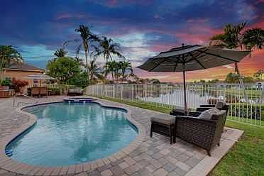 Home For Sale In Journeys End